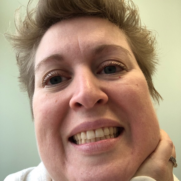 Meet your Posher, E